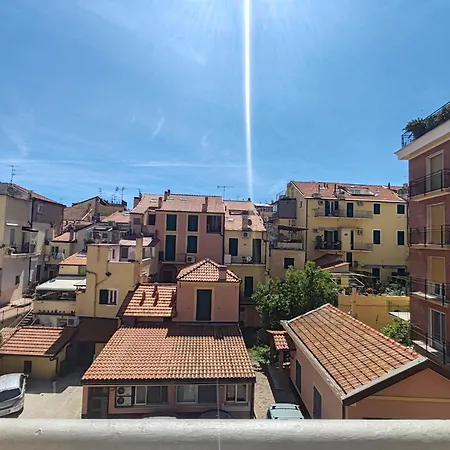 Polluce Bilocale Nuovo A Due Passi Dal Mare Apartmán